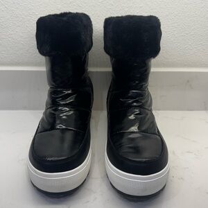 Cougar Black & White Winter Boots